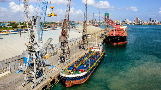 Cargo operations in the trading port in front of Dar es Salaam