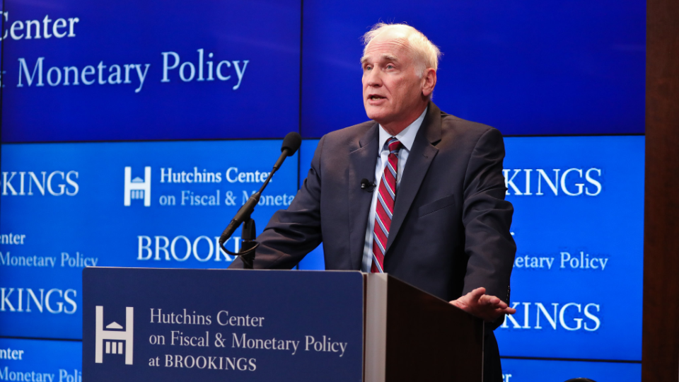 Dan Tarullo speaks at Hutchins Center event.