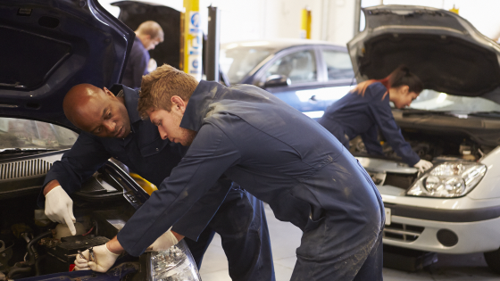 Mechanics fixing vehicle