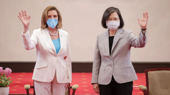 Meeting between Nancy Pelosi and Tsai Ing-weni