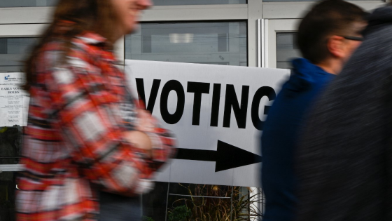 People wait in line to cast their ballots for the 2022 midterm election at the Franklin County Board of Elections