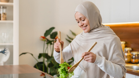 Saudi woman prepares salad