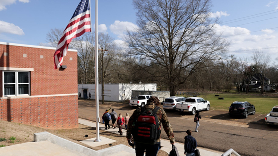 Students leaving school in Mississippi.