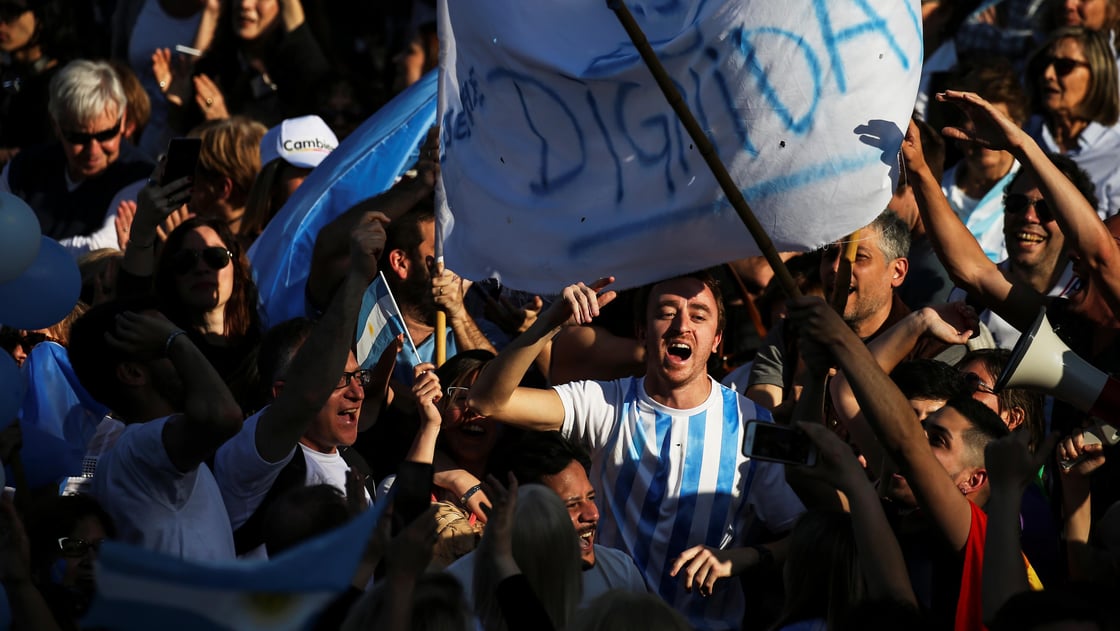 Supporters of Argentinas President Mauricio Macri attend a campaign rally in Buenos Aires, Argentina