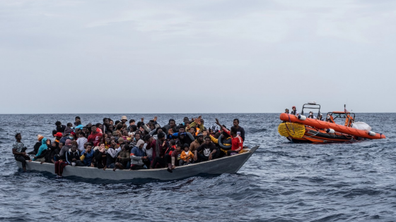 The MSF SAR teams rescue 99 people on a wooden boat in the Libya SAR zone