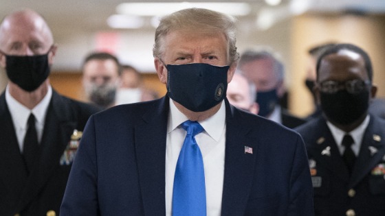 Trump wearing a mask at Walter Reed Hospital