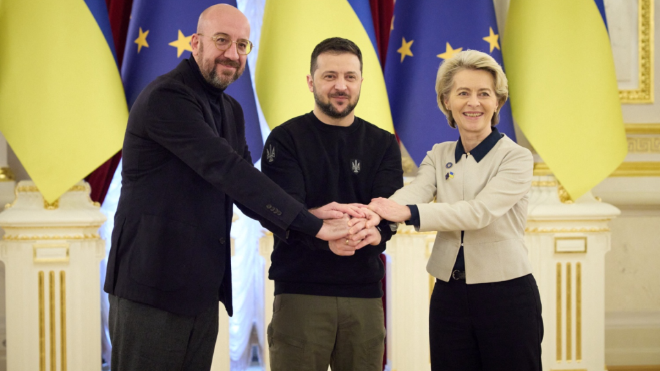 Ukraines President Volodymyr Zelenskiy, European Commission President Ursula von der Leyen and European Council President Charles Michel pose for a picture.