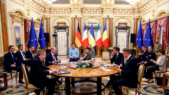 Ukrainian President Zelenskiy meets with European leaders in Kiev